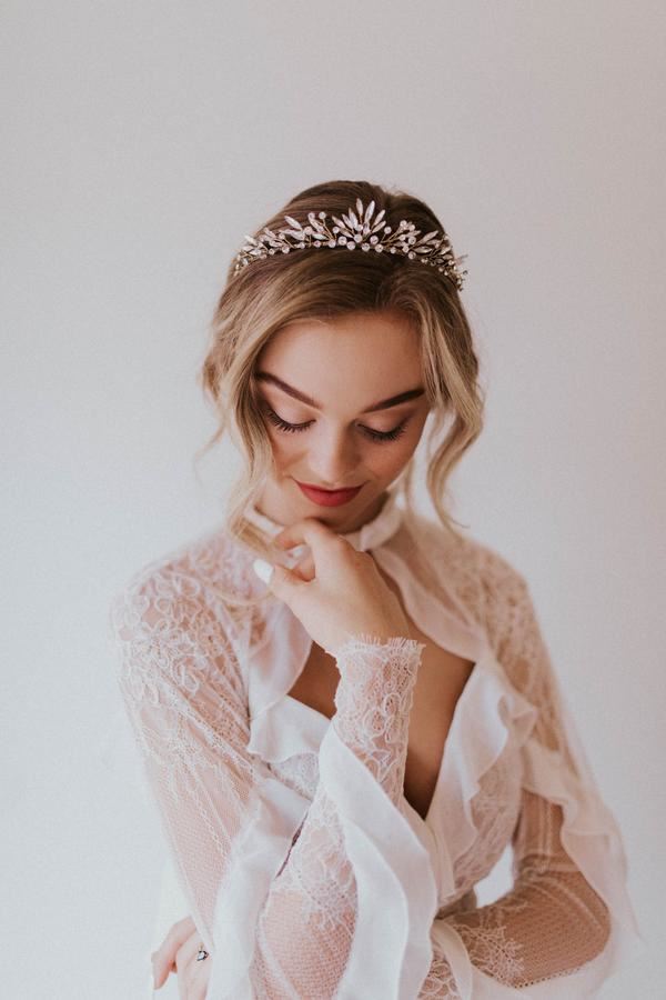 Untamed Petals Bridal Crown