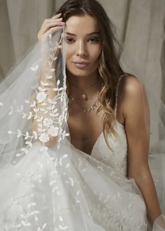 It Was All a Dream Bridal Dasha #4 thumbnail