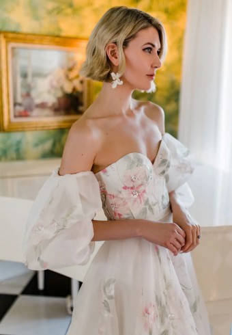 Savin London Angelina #9 thumbnail