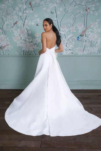 Anne Barge Couture Carmel #1 thumbnail