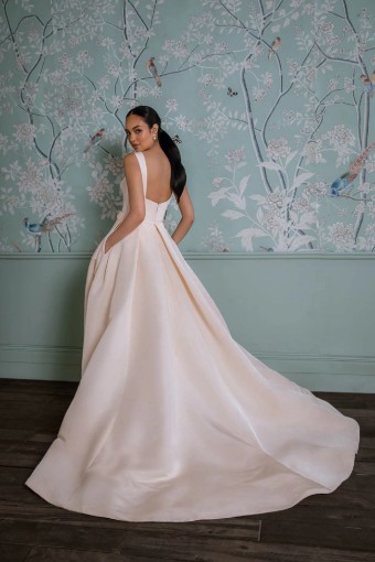 Anne Barge Couture Nantucket #3 thumbnail