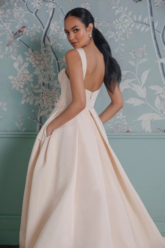Anne Barge Couture Nantucket #2 thumbnail