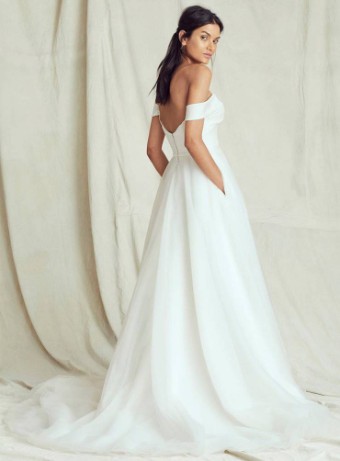 Kelly Faetanini* Geneva #1 Ivory thumbnail