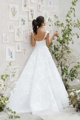 Anne Barge Couture Fernbank #5 thumbnail