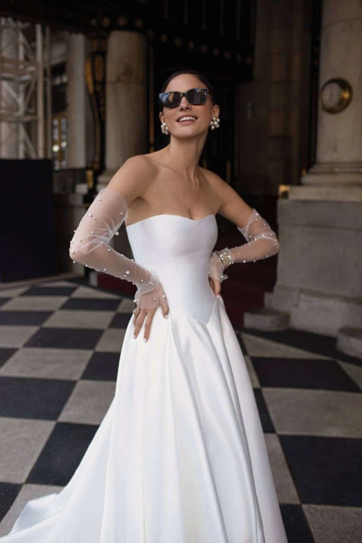 Flora bridal dress prices outlet