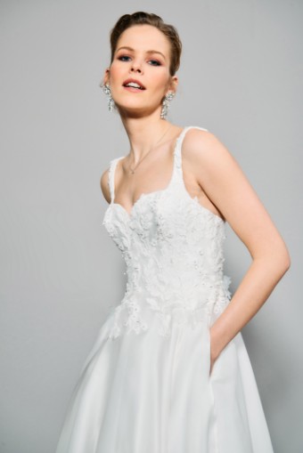 Caroline Castigliano Kensington #9 thumbnail