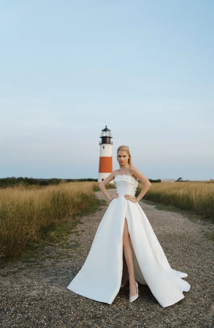 Anne Barge Couture Burke Default Thumbnail Image
