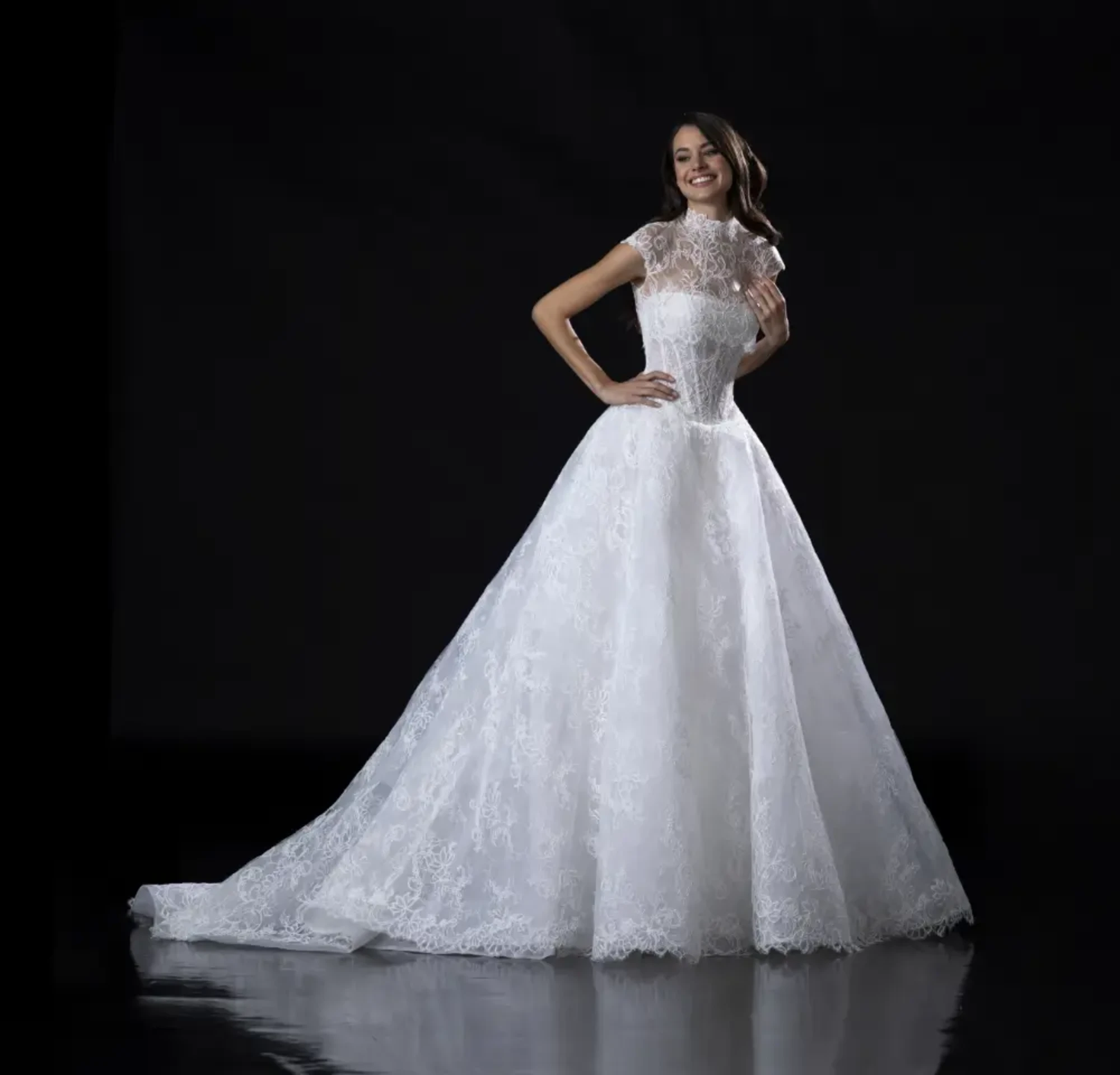 VALENTINO レースエスパドリーユ VALENTINO ピンク サンダル エスパドリーユ スタッズ 37 フラット