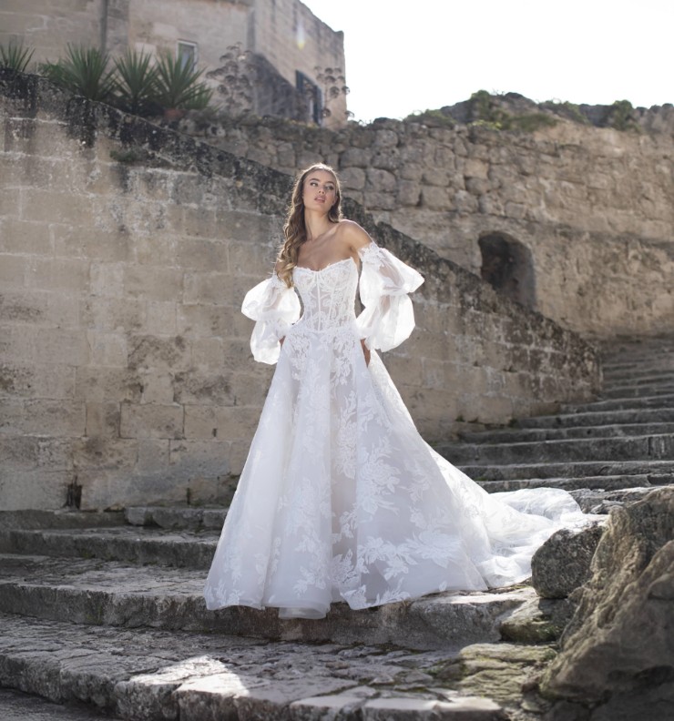 Valentini Spose Miki Default Thumbnail Image