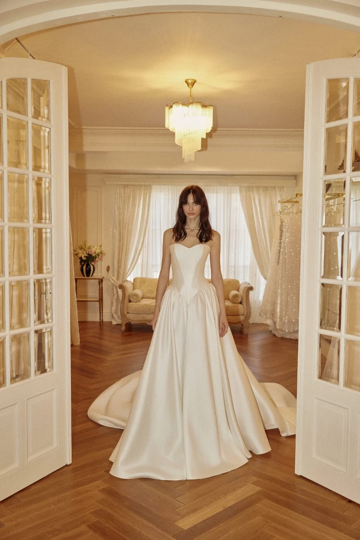 Flora Solange Default Thumbnail Image